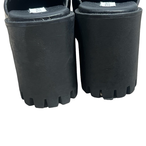 Steve Madden Black Platform Mules - Picture 8 of 13